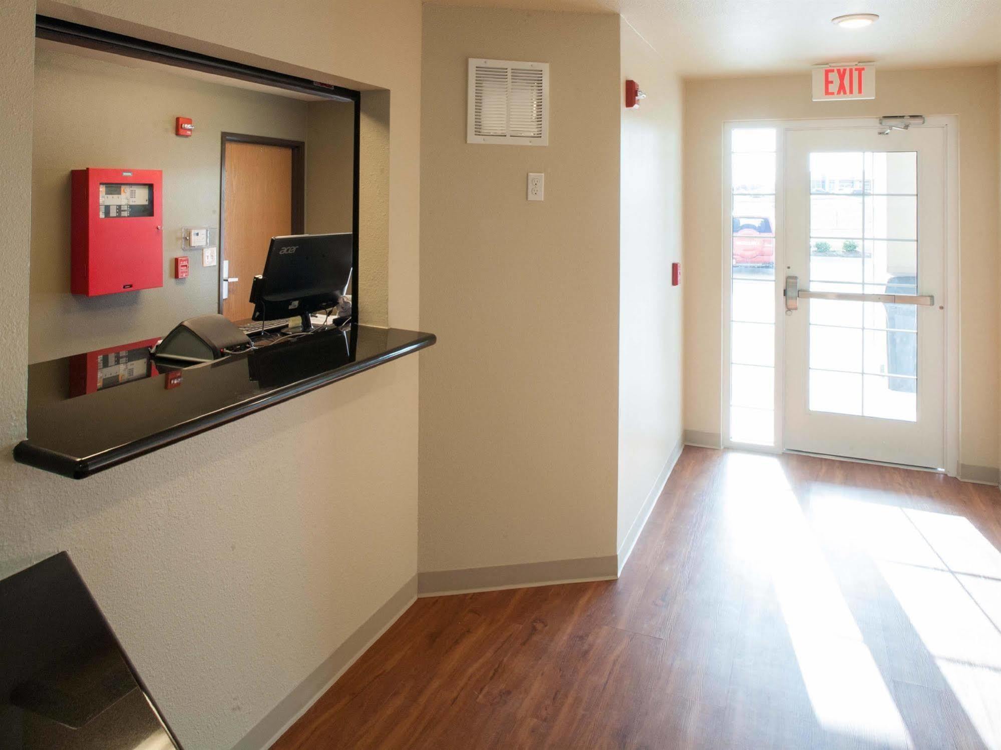 Woodspring Suites Kansas City לנקסה מראה חיצוני תמונה